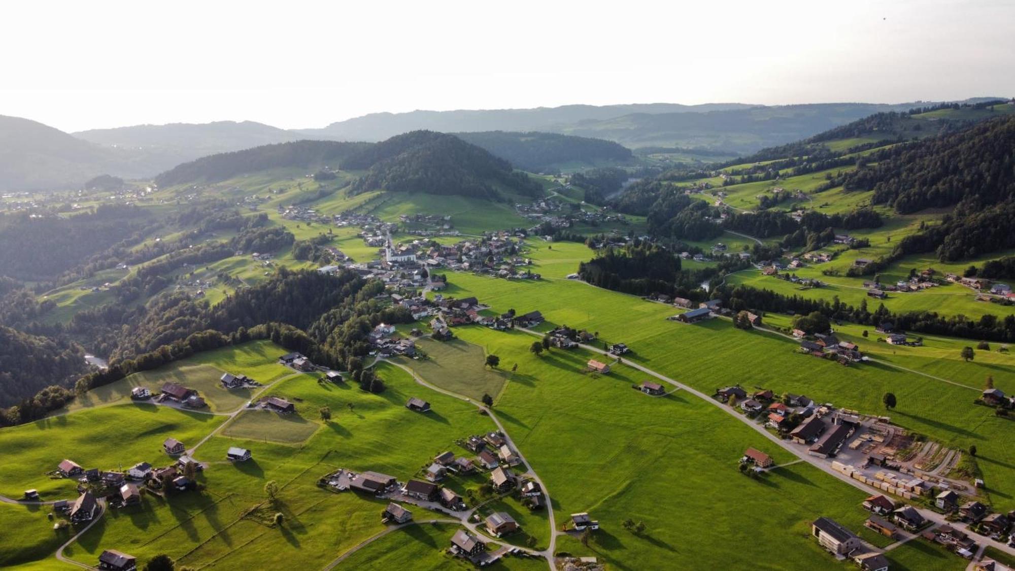 Zu Gast Bei Den Hagspiels Apartment Hittisau Bagian luar foto